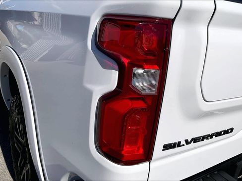Certified 2022 Chevrolet Silverado 1500 RST image 27
