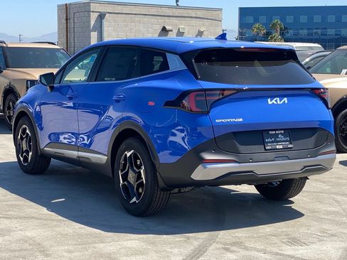 New 2026 Kia Sportage EX w/ EX Panorama Roof Package FWD image 6