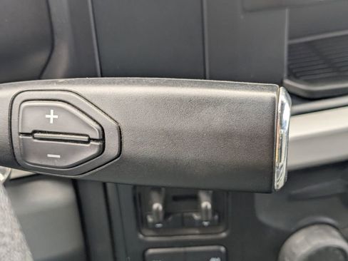 Used 2025 Ford F250 XLT image 13