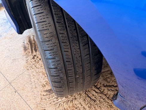 Used 2017 Honda Civic EX-L image 45