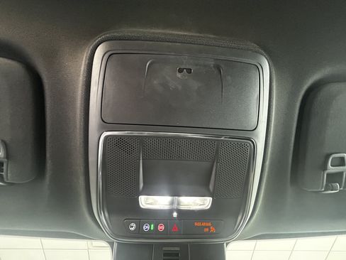 Used 2025 Chevrolet Traverse High Country w/ LPO, Floor Liner Package AWD/4WD image 19