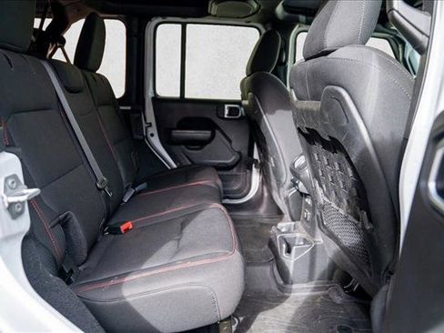 Used 2022 Jeep Wrangler Unlimited Rubicon w/ Safety Group image 22