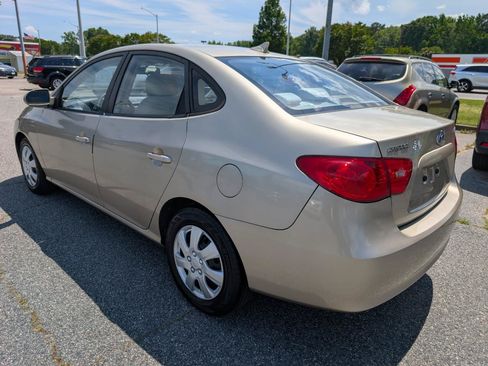 Used 2009 Hyundai Elantra GLS FWD image 3