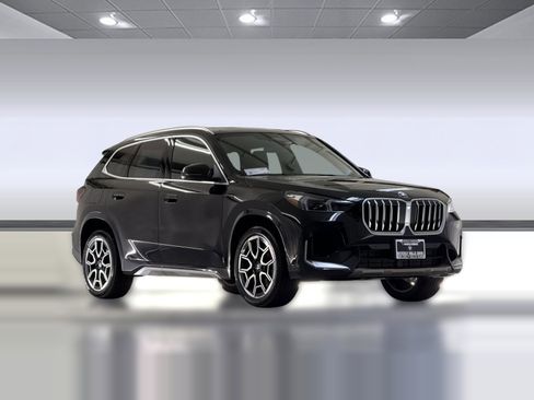 Used 2025 BMW X1 xDrive28i w/ Convenience Package AWD/4WD image 7