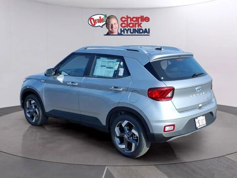 New 2026 Hyundai Venue SEL image 3