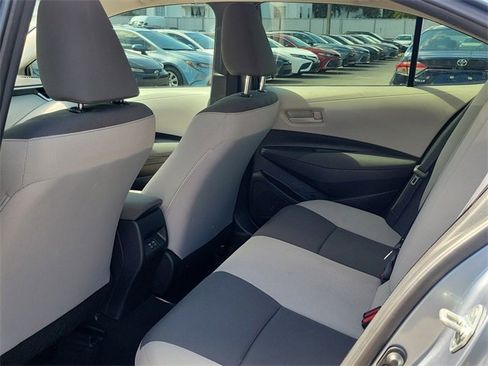 Used 2025 Toyota Corolla LE image 6