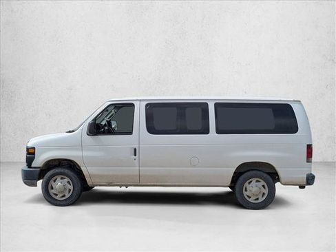 Used 2008 Ford E-150 and Econoline 150 XL RWD image 9