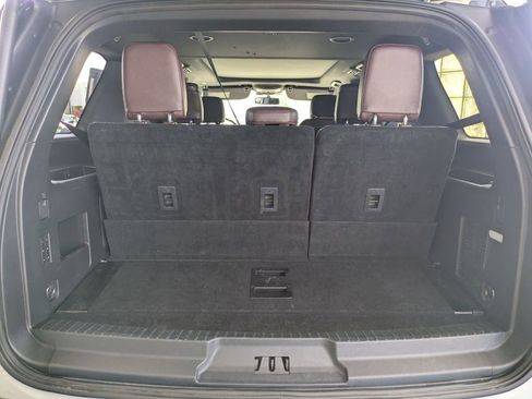 Used 2024 Ford Expedition Limited AWD/4WD image 29