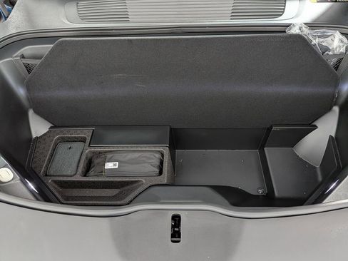 Used 2026 Rivian R1S Adventure AWD/4WD image 45