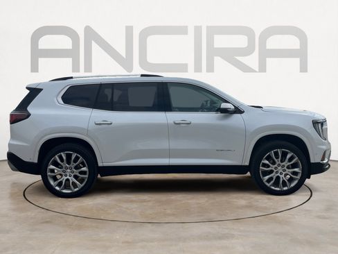 Used 2025 GMC Acadia Denali w/ Super Cruise Package FWD image 4