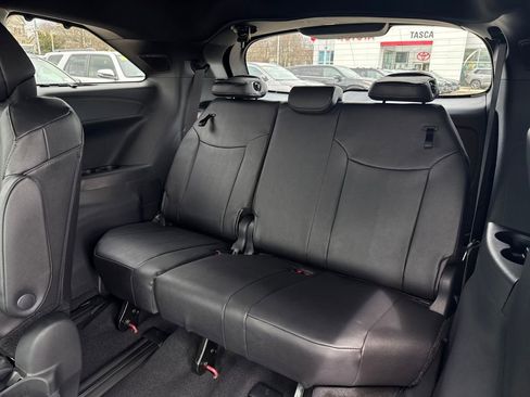 New 2026 Toyota Sienna Platinum image 42