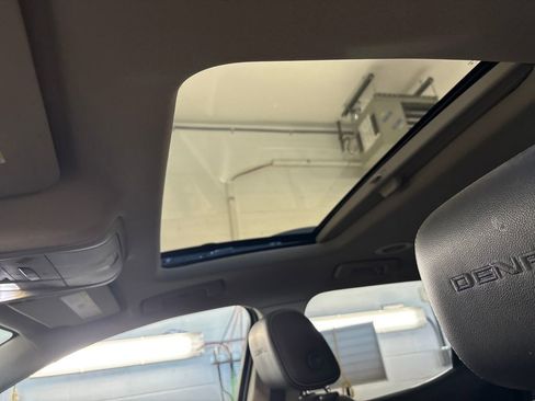 Used 2019 GMC Acadia Denali w/ Technology Package image 34