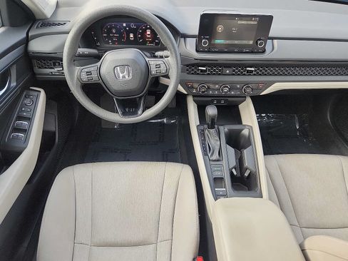 Used 2023 Honda Accord EX image 11