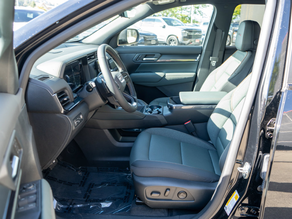 New 2027 GMC Terrain AT4 w/ Convenience Package III AWD/4WD image 11