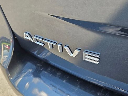 New 2025 Ford Expedition Active image 14