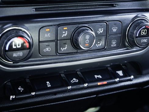 Used 2016 Chevrolet Silverado 2500 LTZ w/ Duramax Plus Package image 32