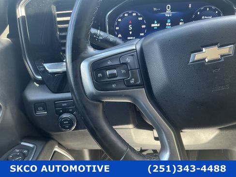 Used 2023 Chevrolet Silverado 1500 LT AWD/4WD image 19