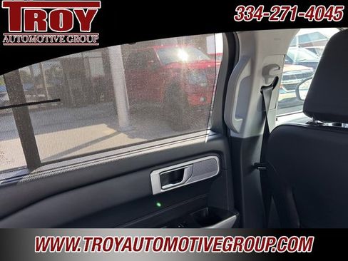 Used 2021 Ford Explorer Limited w/ Equipment Group 301A image 38
