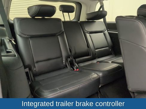 Used 2025 Ford Expedition Max Platinum image 18