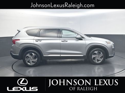 Used 2021 Hyundai Santa Fe SEL w/ Convenience Package image 6