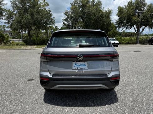 Used 2025 Volkswagen Taos S FWD image 11