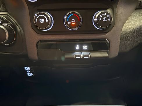 Used 2021 RAM 1500 Big Horn AWD/4WD image 21