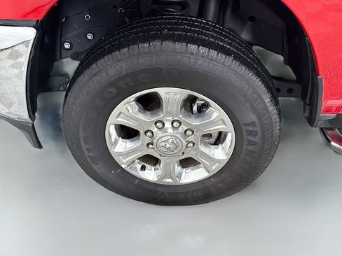 Used 2024 RAM 2500 Big Horn w/ Bed Utility Group image 28