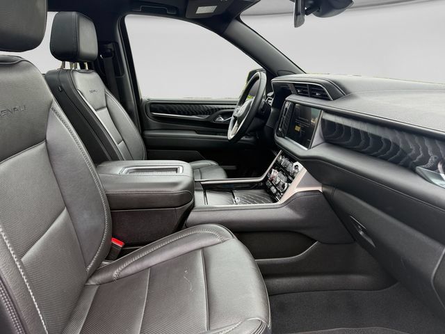 Used 2024 GMC Yukon XL Denali w/ Max Trailering Package AWD/4WD image 16