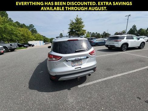 Used 2014 Ford Escape Titanium w/ Equipment Group 401A FWD image 10