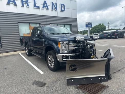 Used 2017 Ford F250 Lariat w/ Chrome Package AWD/4WD image 3