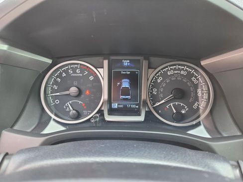 Used 2023 Toyota Tacoma Limited w/ Black Out Package (TMS) image 14