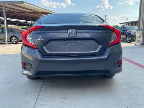 Used 2018 Honda Civic LX image 9