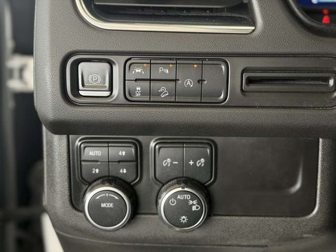 Used 2023 Chevrolet Suburban Z71 AWD/4WD image 55