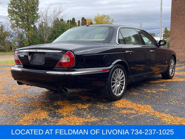 Used 2007 Jaguar XJ8 RWD image 5