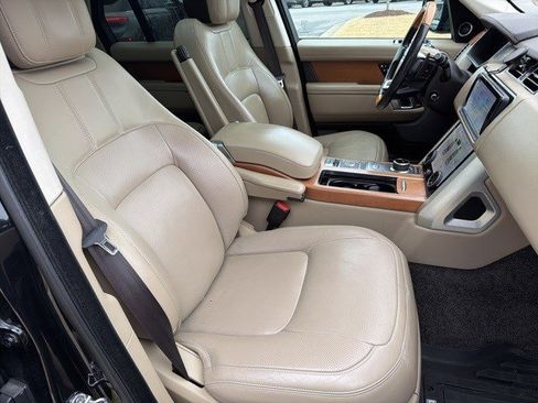 Used 2019 Land Rover Range Rover HSE image 29