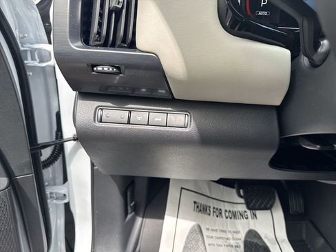 New 2026 Nissan Pathfinder SL AWD/4WD image 28