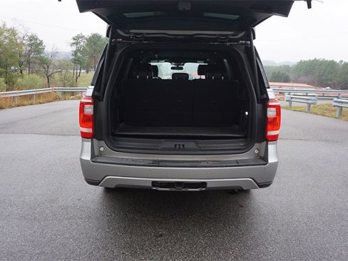 Used 2020 Ford Expedition XLT w/ Equipment Group 202A image 17