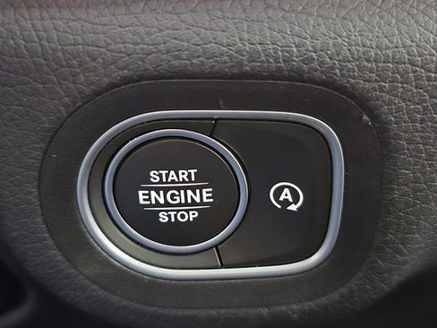 Used 2020 Mercedes-Benz GLE 450 4MATIC image 34