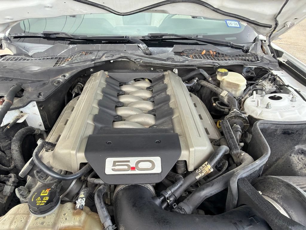 Used 2016 Ford Mustang GT Premium w/ Equipment Group 401A RWD image 20