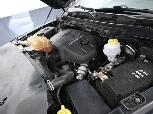Used 2018 RAM 1500 Limited AWD/4WD image 12