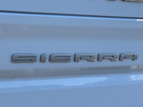 Used 2026 GMC Sierra 1500 SLT w/ SLT Premium Plus Package AWD/4WD image 51
