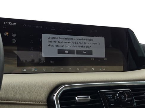 New 2025 Nissan Armada Platinum w/ Convenience Package image 19