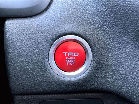 Used 2024 Toyota Tundra Limited w/ TRD Off-Road Package AWD/4WD image 34