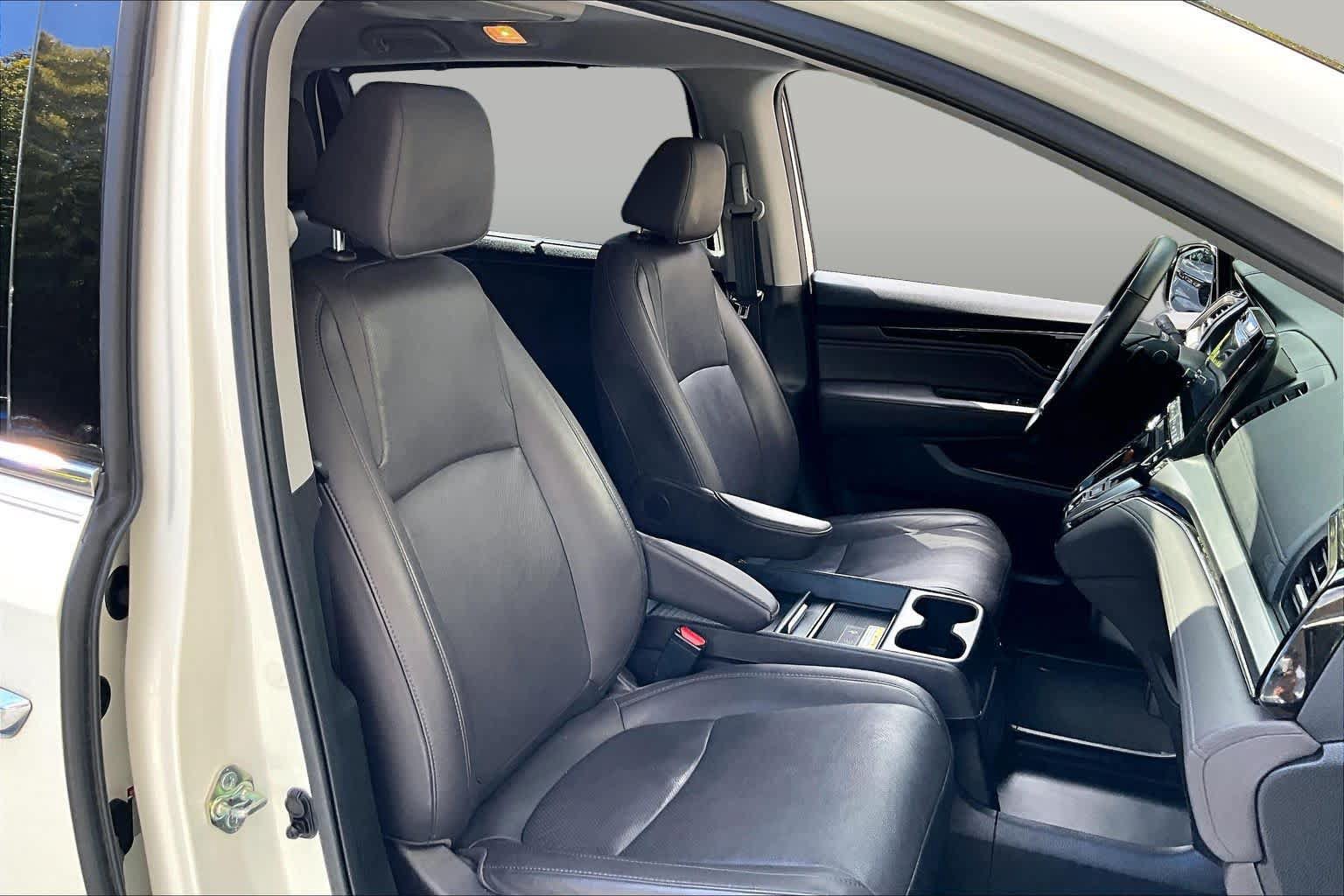 Used 2019 Honda Odyssey Elite image 9
