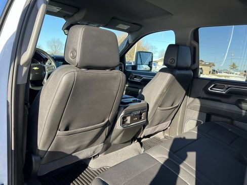 Used 2024 Chevrolet Silverado 2500 LTZ w/ LTZ Convenience Package image 26
