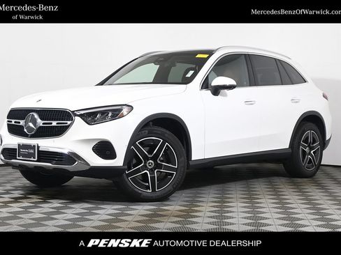 Used 2026 Mercedes-Benz GLC 300 4MATIC image 1