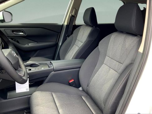 New 2026 Nissan Rogue SV image 10