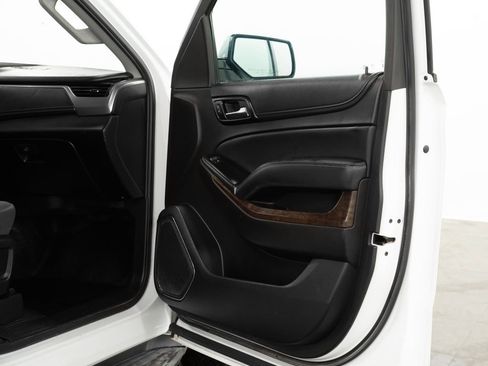 Used 2016 Chevrolet Tahoe 4WD image 16