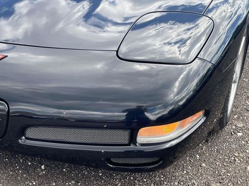 Used 2000 Chevrolet Corvette Coupe w/ Memory Pkg RWD image 12