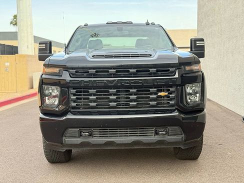 Used 2020 Chevrolet Silverado 2500 Custom w/ Custom Value Package image 5